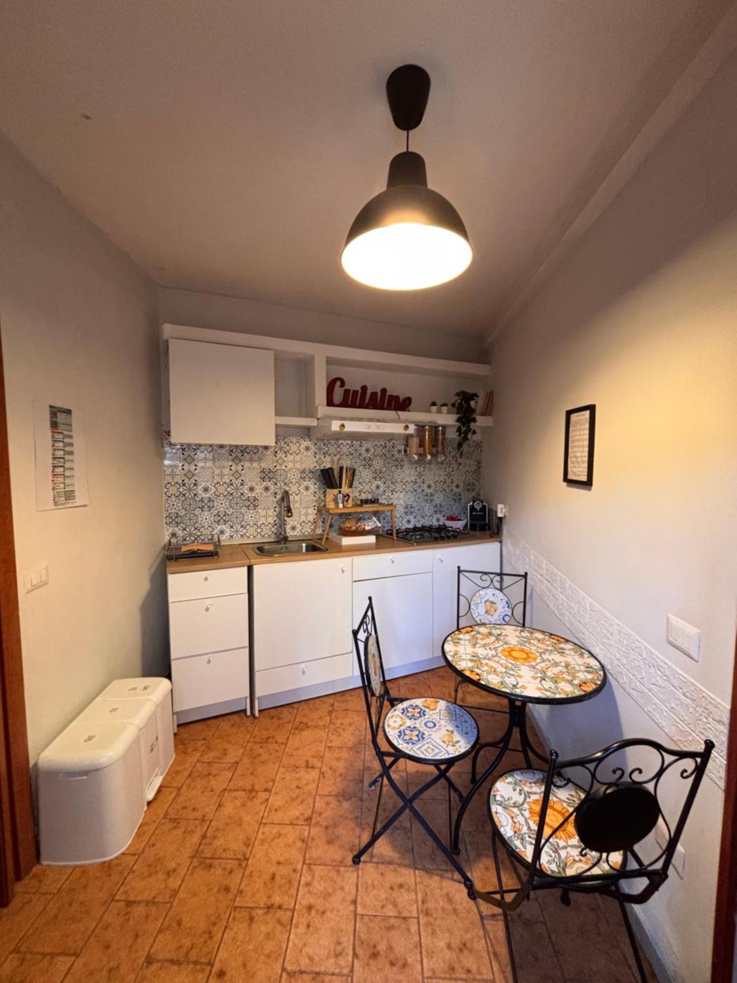 Lisaapartmenthouseסלרנו מראה חיצוני תמונה